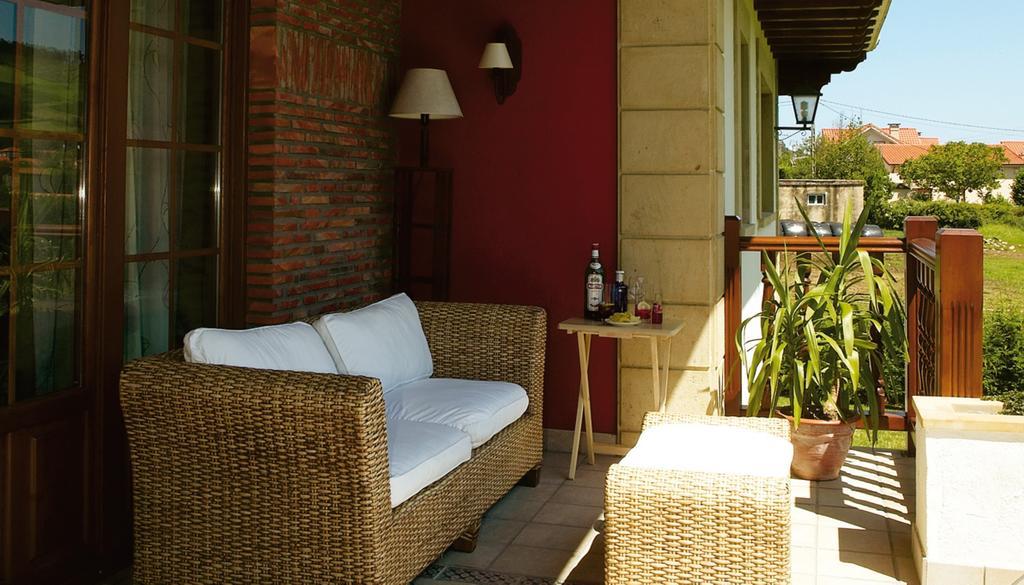 Hotel Posada La Robleda (Adults Only) Arnuero Exterior foto