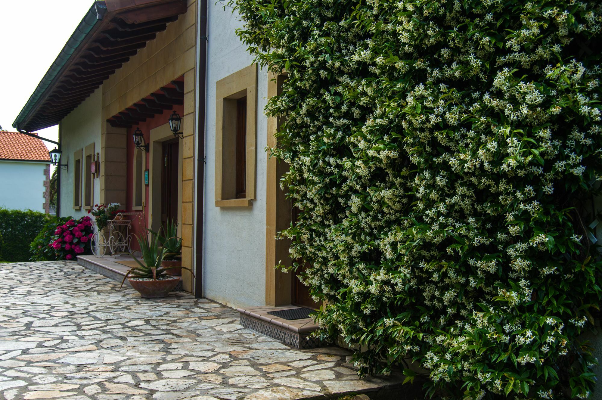 Hotel Posada La Robleda (Adults Only) Arnuero Exterior foto